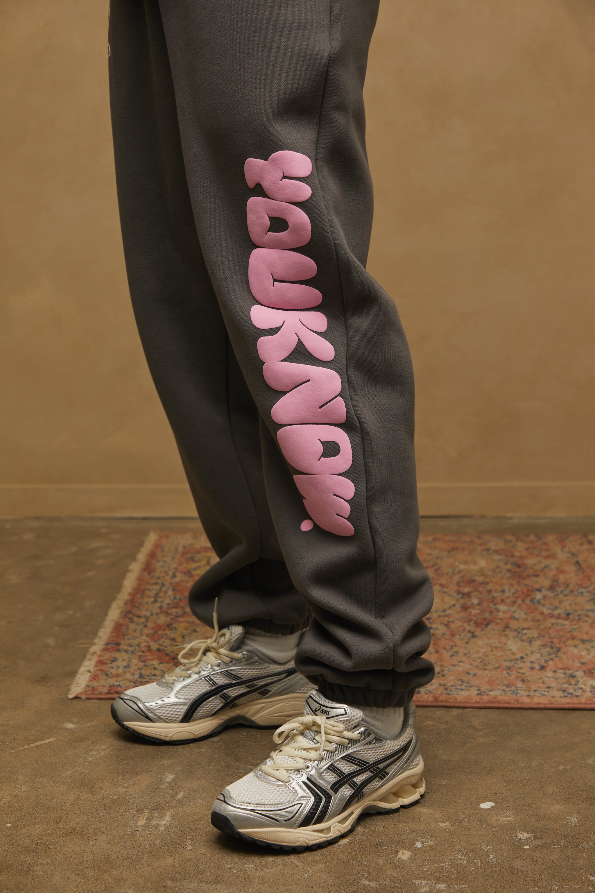 product image  GROWTH PANTS | PINK MATTER (CHARCOAL)
