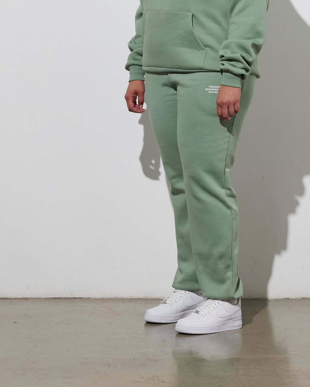 COSY SWEATPANTS | SAGE