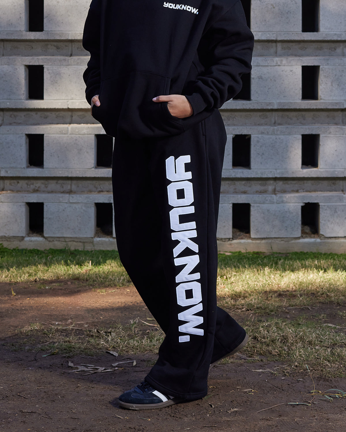 product image  GLOBAL SWEATPANTS | BLACK