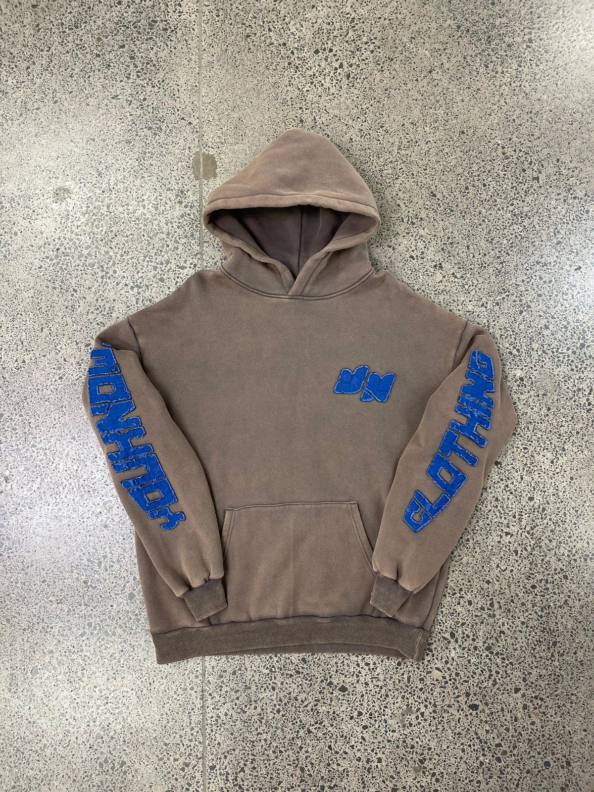 DISTRESSED SAMPLE HOODIE | WASHED BROWN