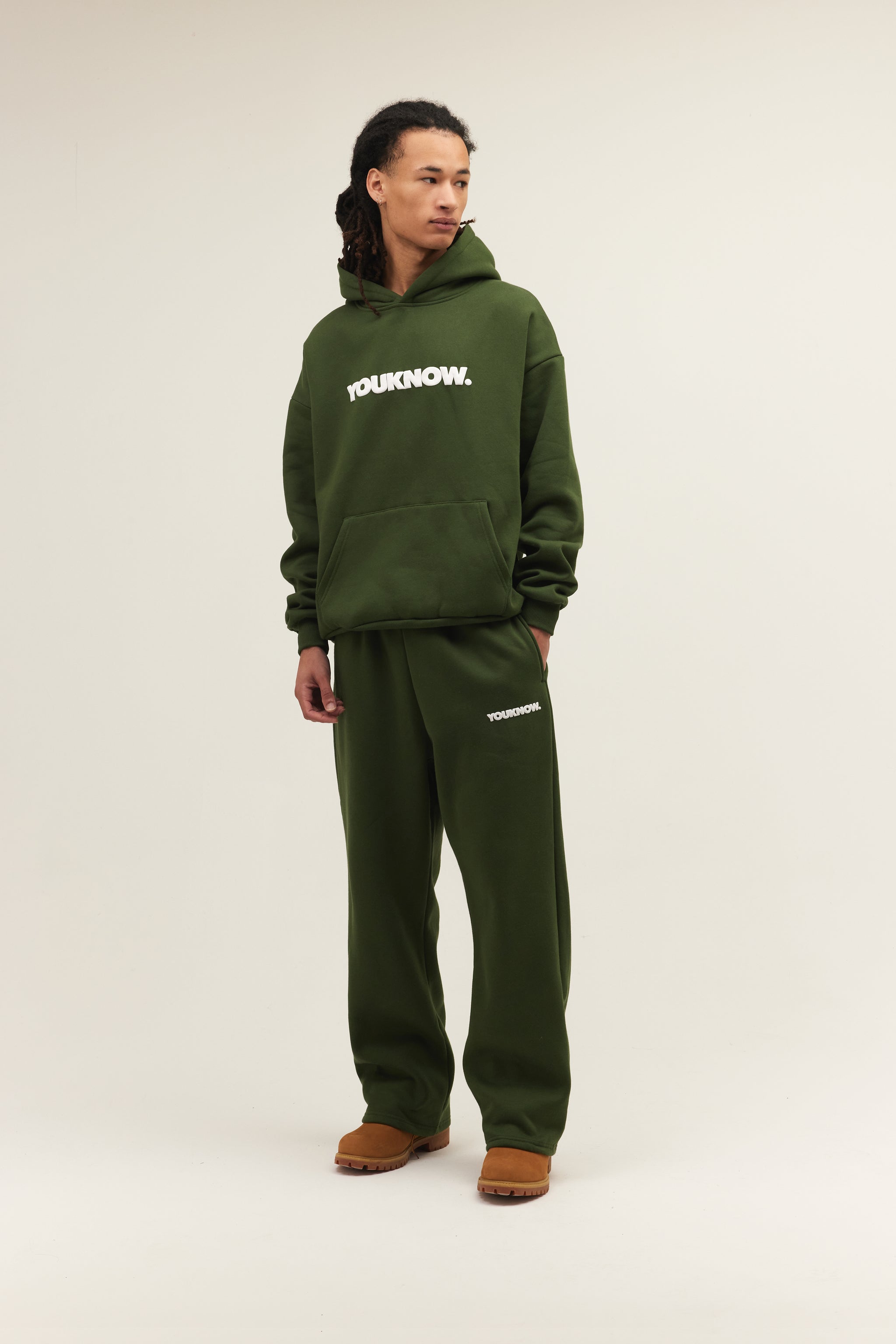 product image  BLOCK WIDE-LEG SWEATPANTS | GREEN