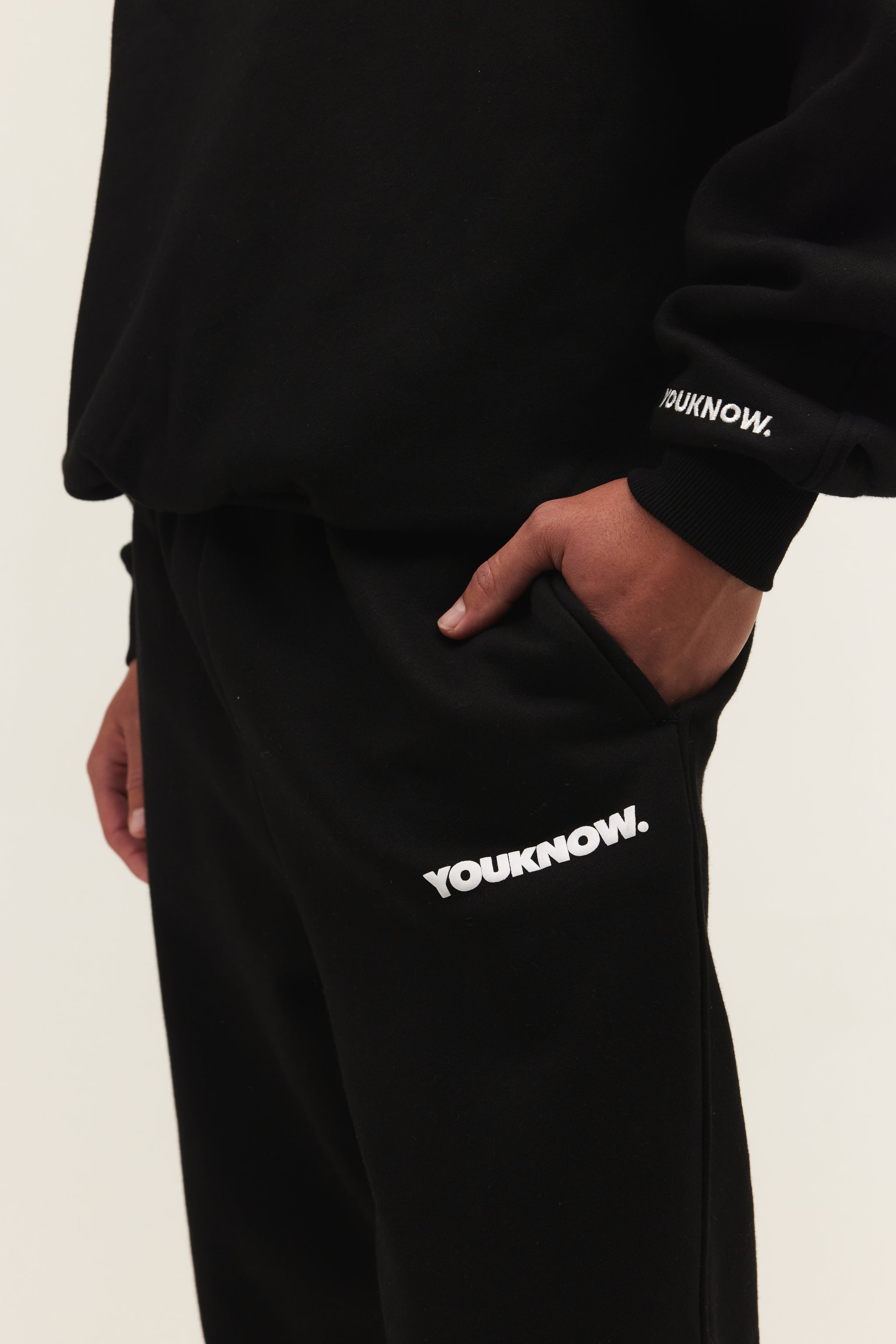 product image  BLOCK CREWNECK | BLACK