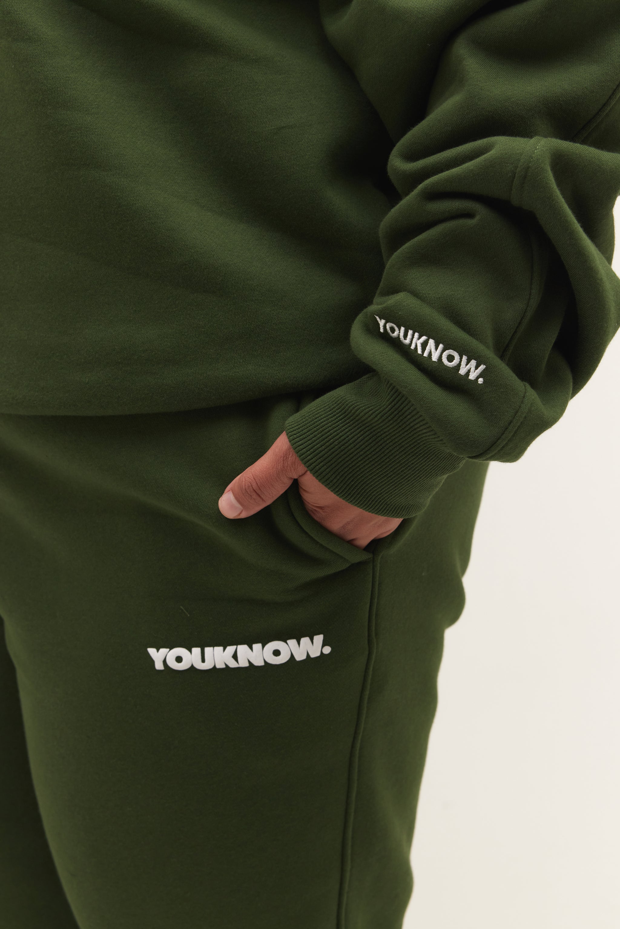 product image  BLOCK WIDE-LEG SWEATPANTS | GREEN